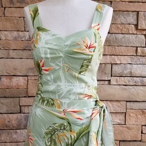 Hawaiian dress